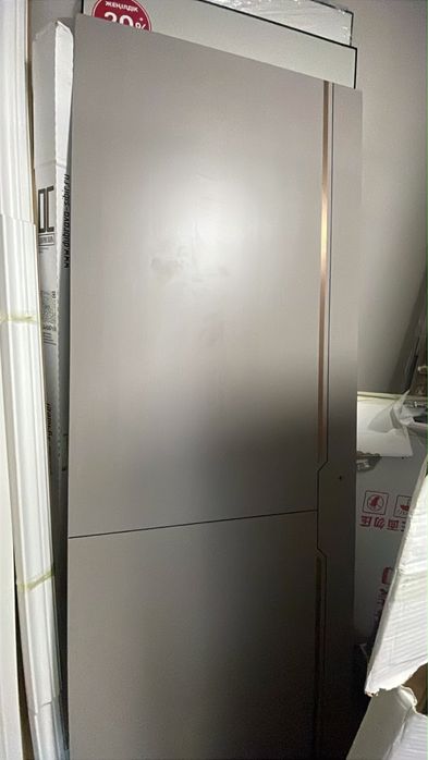 Продам витринные двери 220 комплект