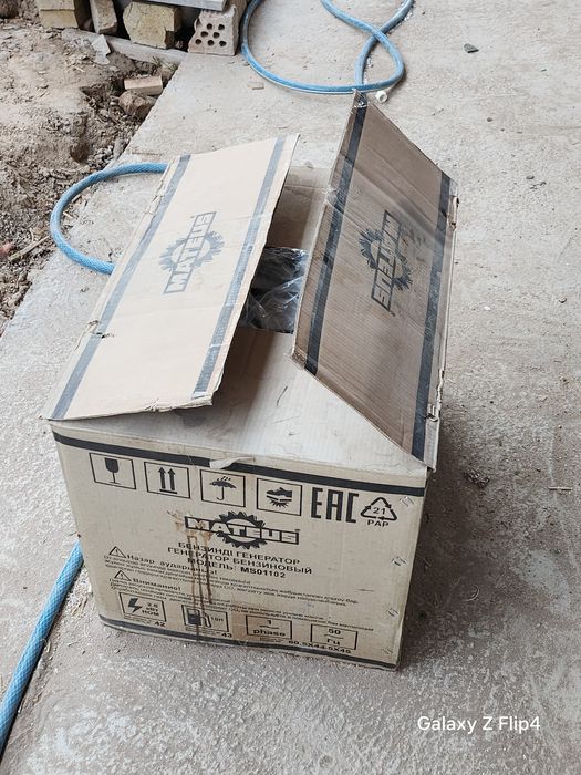 бензиновый генератор новый