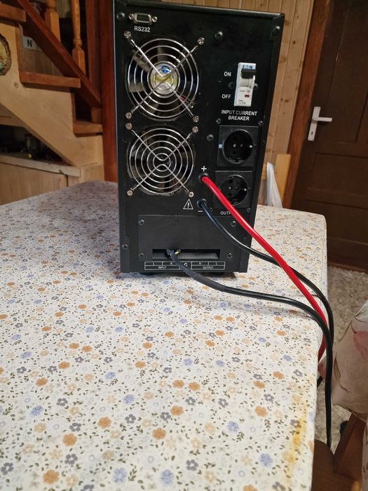 Invertor 24v cu incarcare