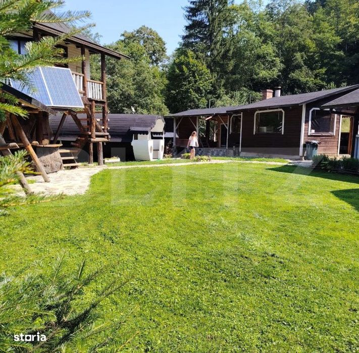 Cabana/Casa de vacanta in Molid, SV, 136 mp, teren cu 3300 mp, Iaz cu