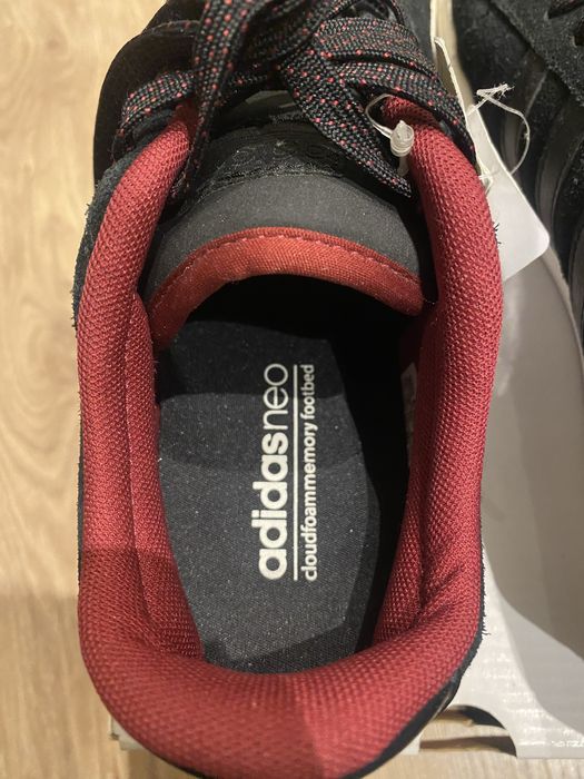 Кроссовки adidasneo