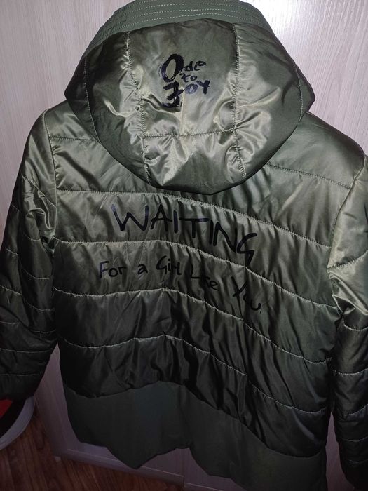 Демисезонная подростковая куртка для девочки