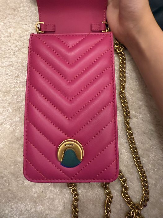 Чисто нова оригинална чанта Pinko love one chevron nappa leather case