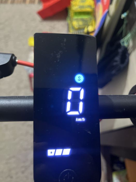 Vand/schimb trotineta electrica xiaomi 4 lite pentru kukirin g2
