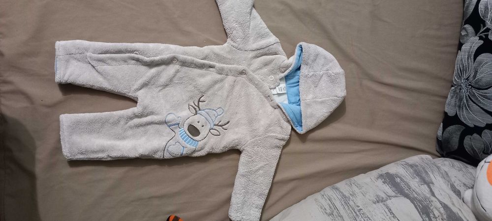 Космонавти за бебе