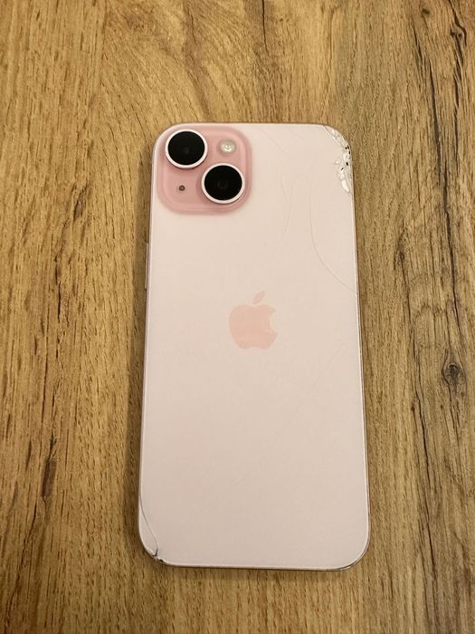 İphone 15 pink 128 gb