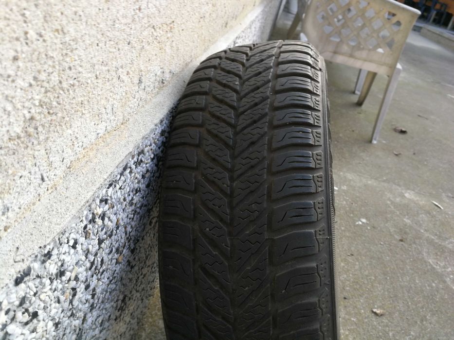 Зимни гуми 13" с джанти