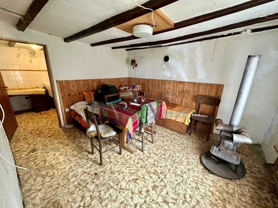 Къща за продажба в с.Куманово, Варна