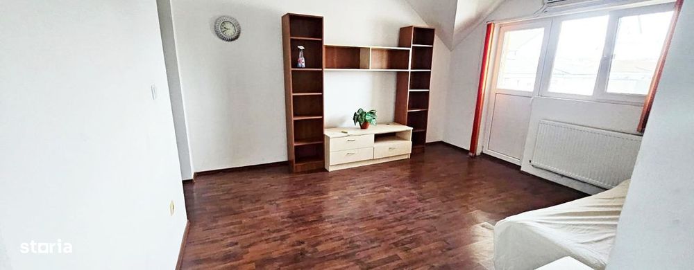 Apartament 2 camere de vânzare in zona Rogerius, Oradea