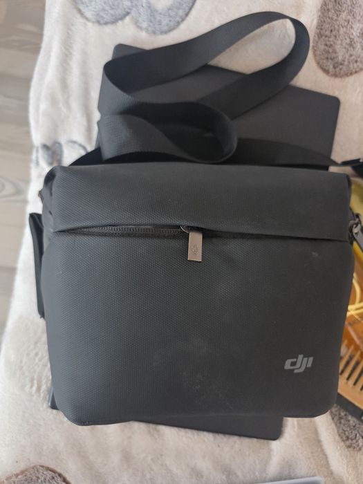 Vand Drona DJI mini 2