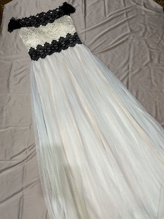 Куртки, платья и тд б/у