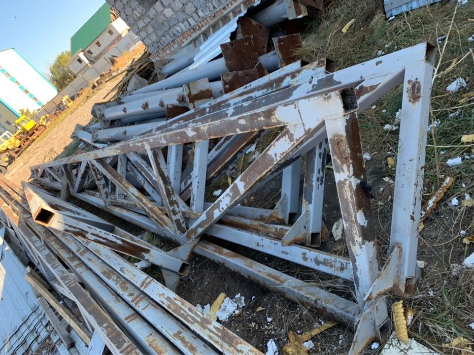 Продам фермы 2 штуки ,длина 8,5 метра