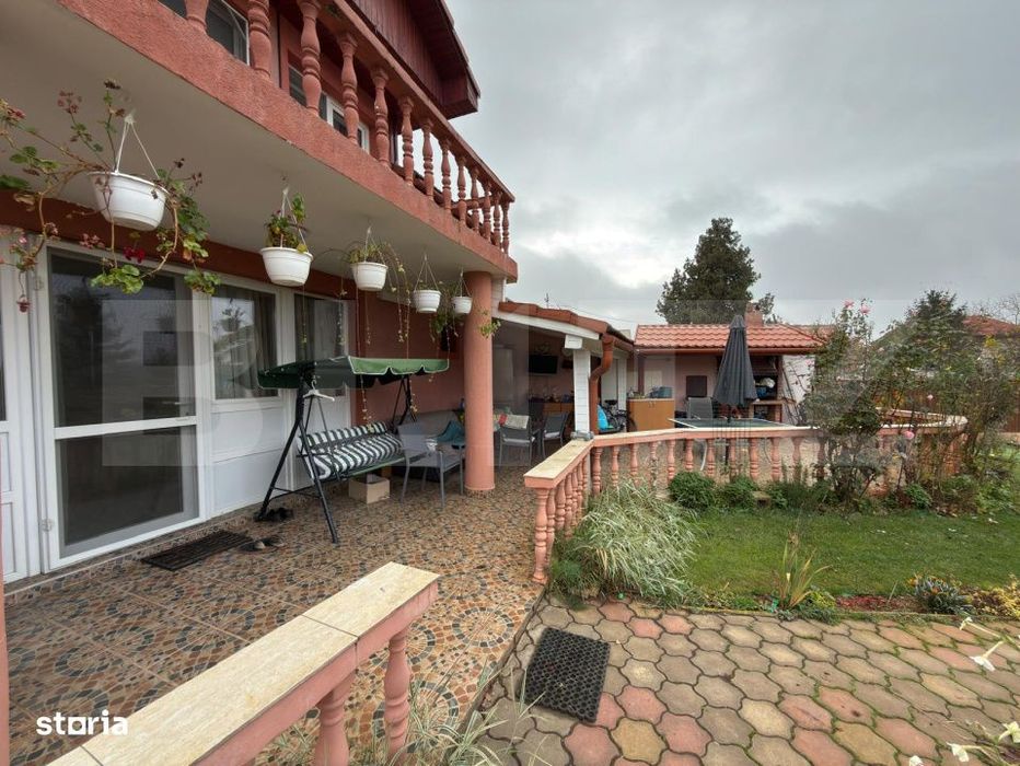 Casa P+E cu piscina si teren generos, zona Semicentral