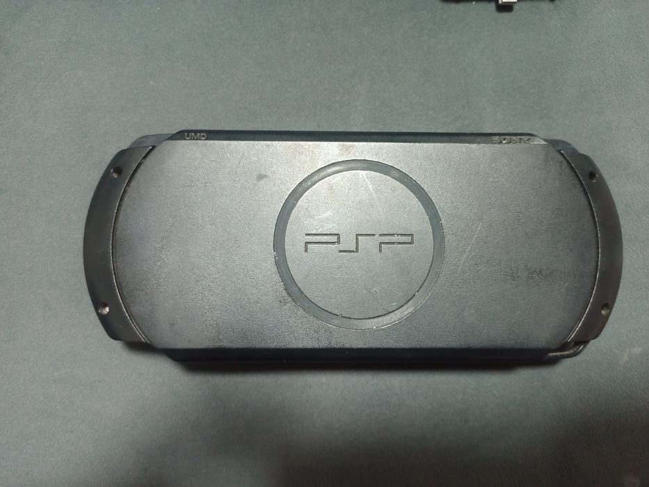 Продам PSP E1008