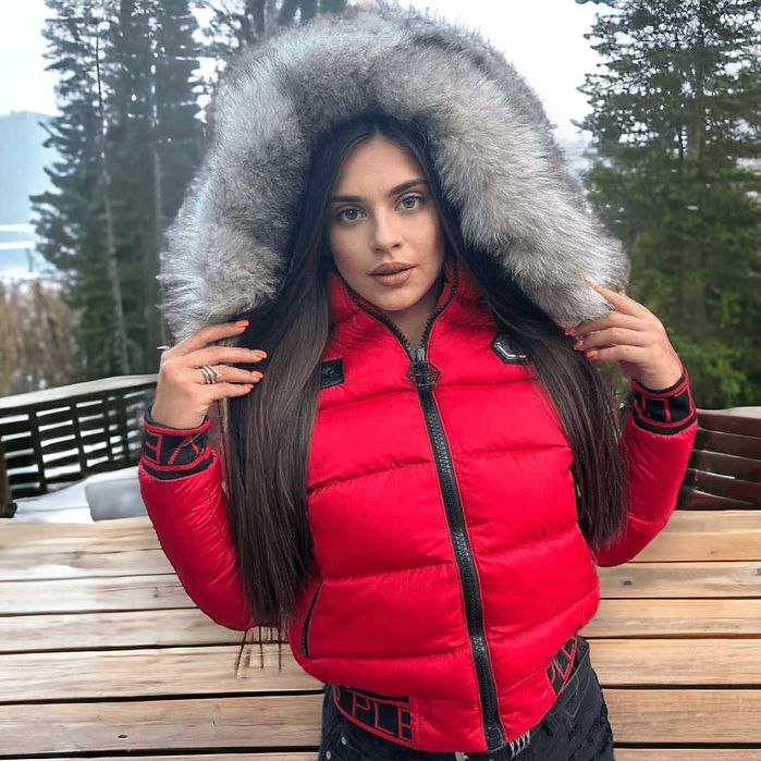 Дамско зимно яке с естествен косъм