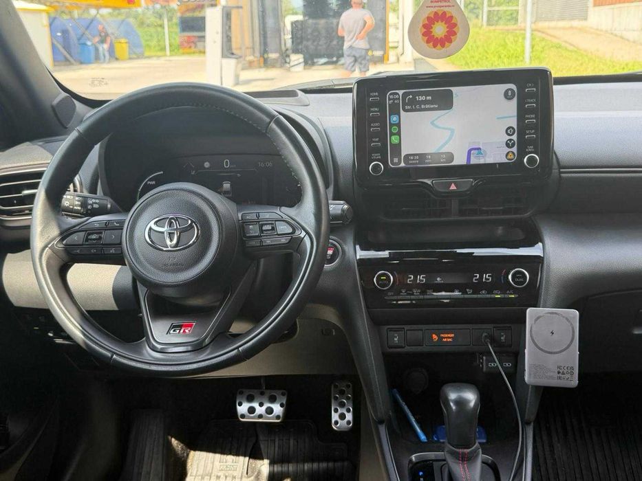 Toyota Yaris Cross Gr Sport Hybrid 2023 360° schimb cu tesla