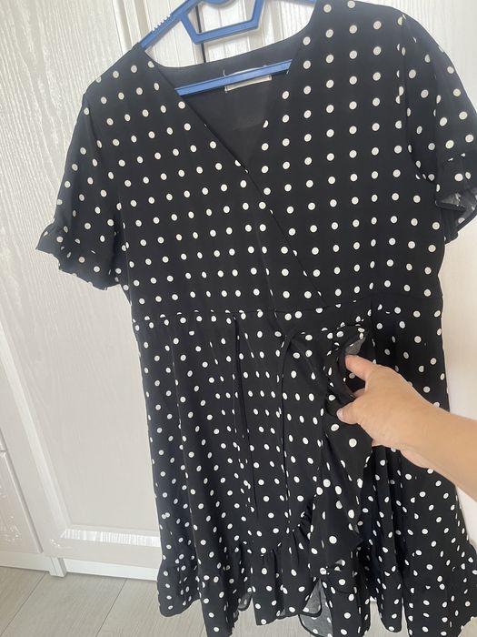 платешко в горошек