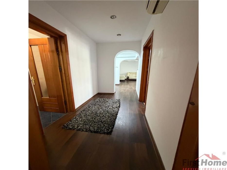 Apartament 3 camere, etaj 2, 75mp, zona Centrala , mobilat si utilat