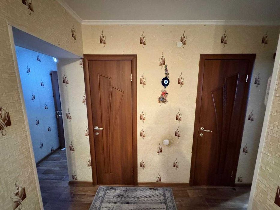 продам 4х комнатную квартиру