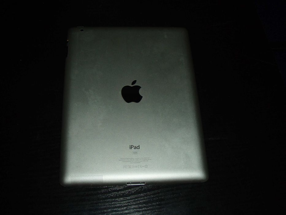 Ipad 2 Wifi 16 Gb A1395 functionala touch fisurat, fara cont, fara pin