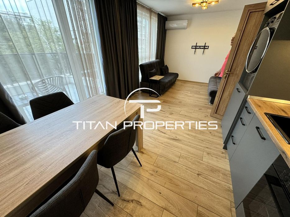 Дава се под наем Двустаен апартамент в Бургас, Братя Миладинови - 68 кв.м за 561 € - Снимка #1