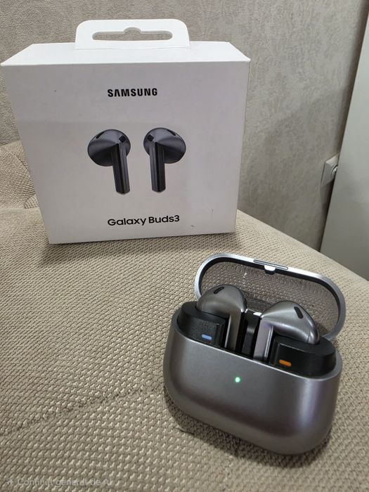 Samsung Galaxy Buds3, grey, in Garantie.