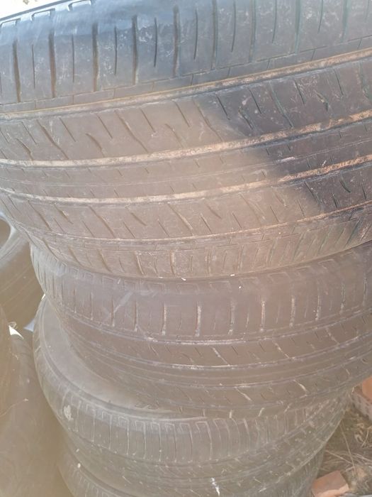 Продам летние резины 4 шт p 21/275/50