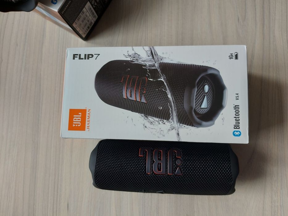Vând Boxa jbl flip 7