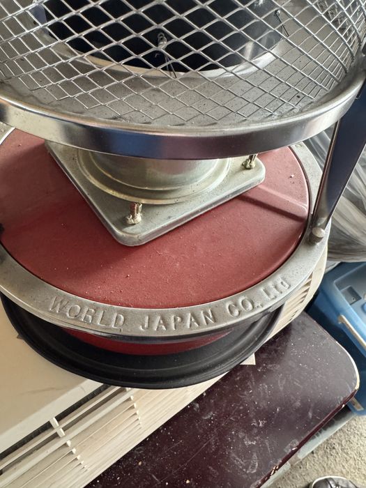 Продаю керосиневый обогреватель/ печь