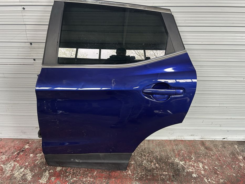 Piese Mecanica Caroserie Dezmembrari Dezmembrez Dezmembram Nissan Qashqai J11 Facelift 2017 2018 / Piese Qashqai J11 / Punte / Portiera / Usa