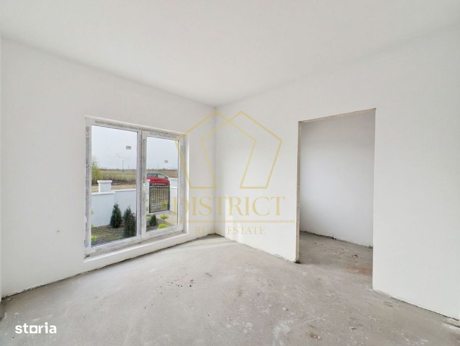 Duplex superb cu 4 camere, despărțit prin camera tehnica | Mosnita Vec