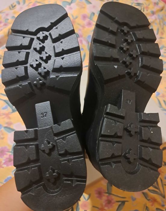 Дамски гумени боти