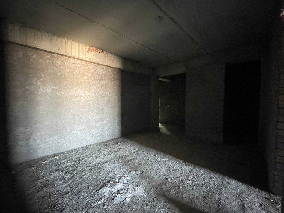 №3758.Продается 2х-комнатная квартира в Новостройке.(коробка)