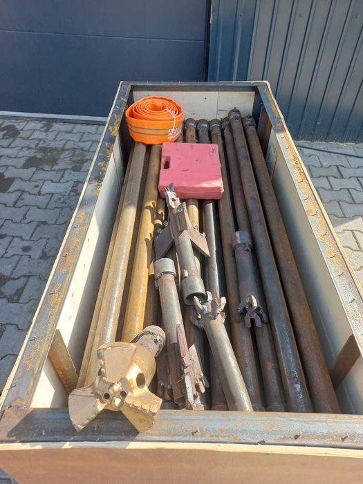 Masina foraj DIESEL 32Cp 100m Prajina 5 sape sol/piatra NOUA 7400 EURO