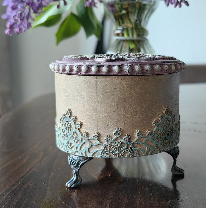 Кутийки за бижута