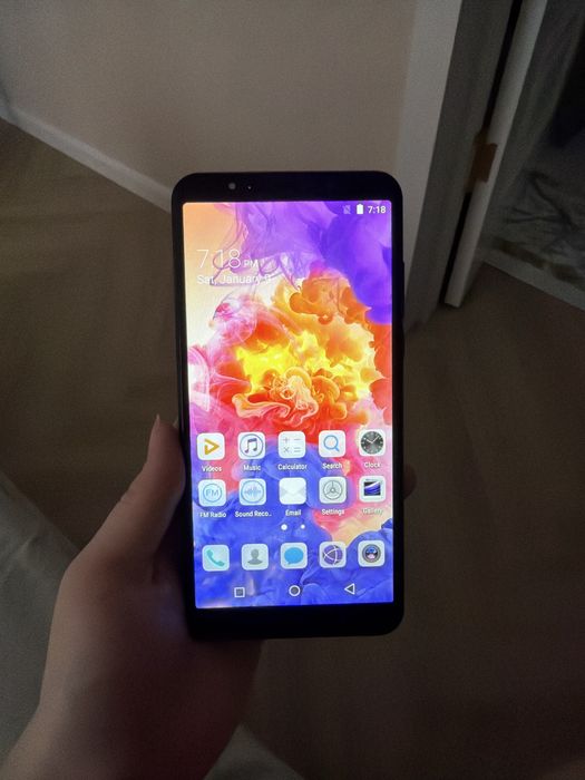 Продам Huawei в идеальном состоянии