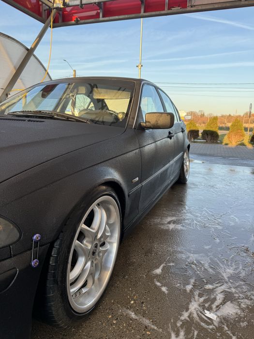 E46 2.0d 136cp 1999- talon retinut pentru tobe