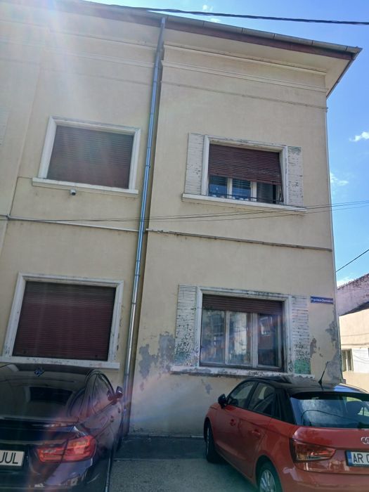 Vand urgent apartament ultracentral renovat spatios