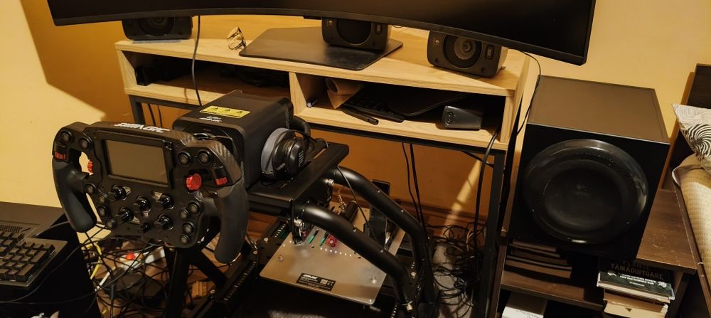 Boxe Logitech Z906, 5.1 speakers, 500W RMS, Wireless Remote Simracing