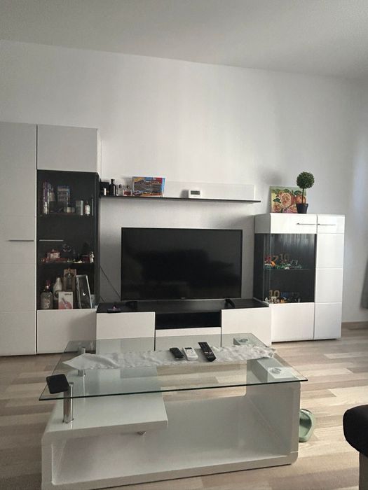 Vand apartament 3 camere si PARCARE subterana