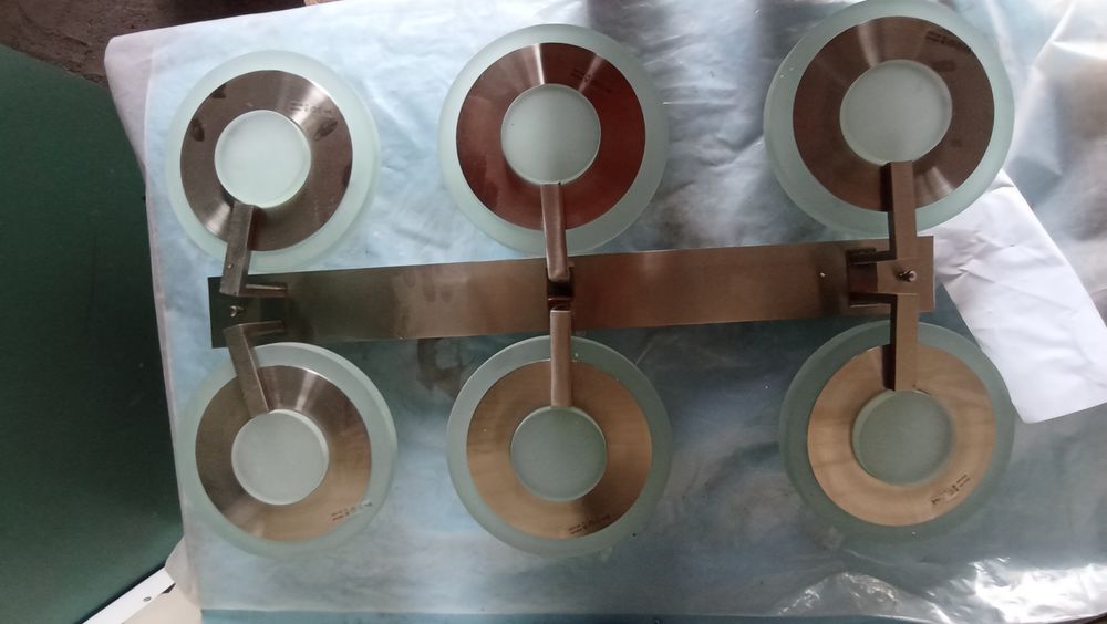 Светильник новый