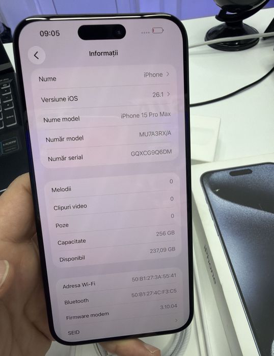 iPhone 15 PRO MAX cu 96 % Bateria