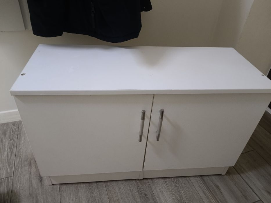 Продается шкаф-обувница