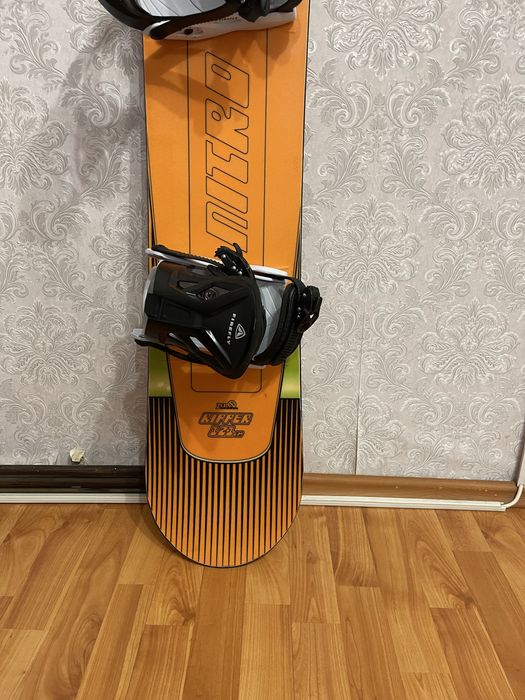 Placa snowboard  copii nitro 120 cm cu legaturi