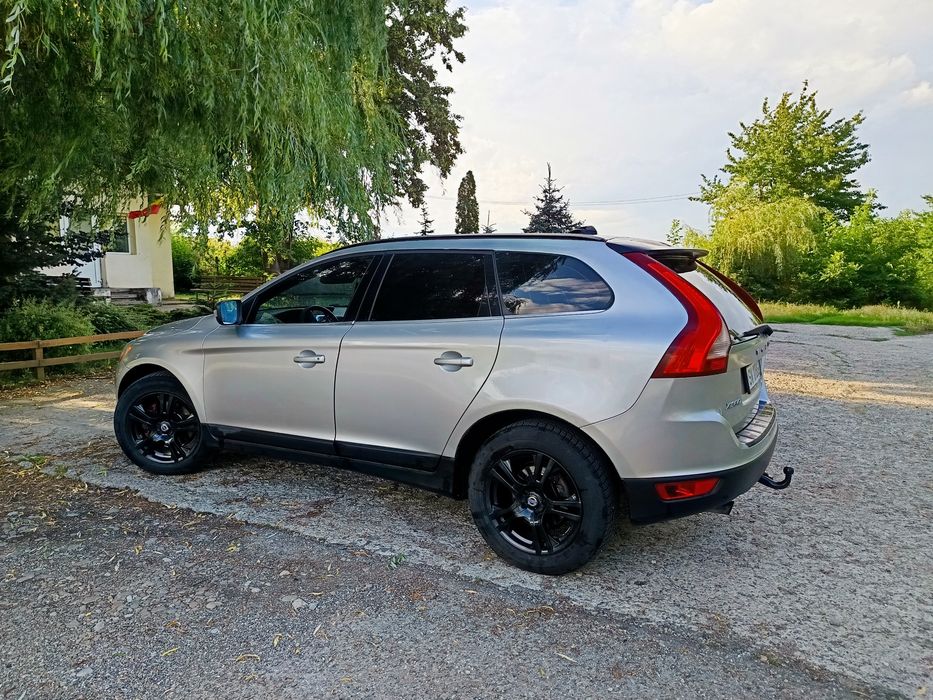 Volvo XC60 d4AWD. Variante cu ceva mai nou