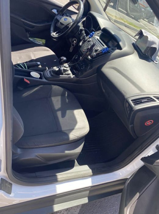 Vând Ford Focus 3