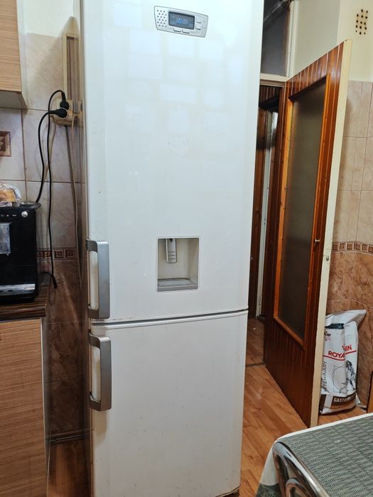 Frigider - combina frigorifica BEKO