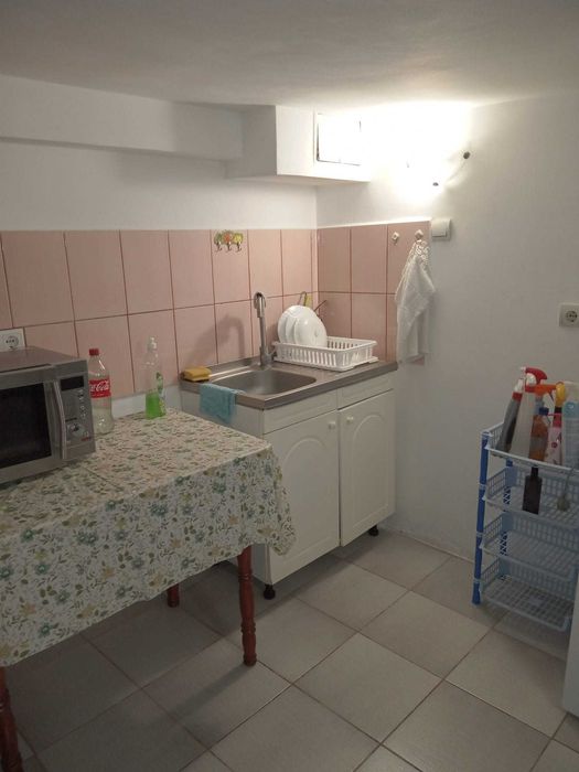 Garsoniera de inchiriat in spate la Shopping City Galati/ intrarea Carrefour