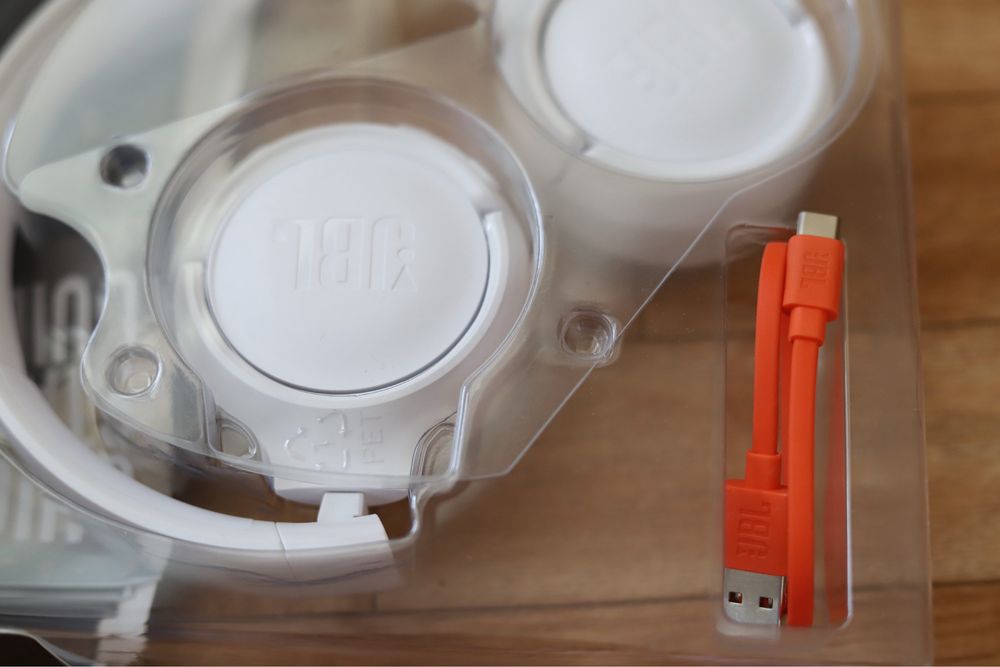 Наушники НОВЫЕ оргинал от JBL