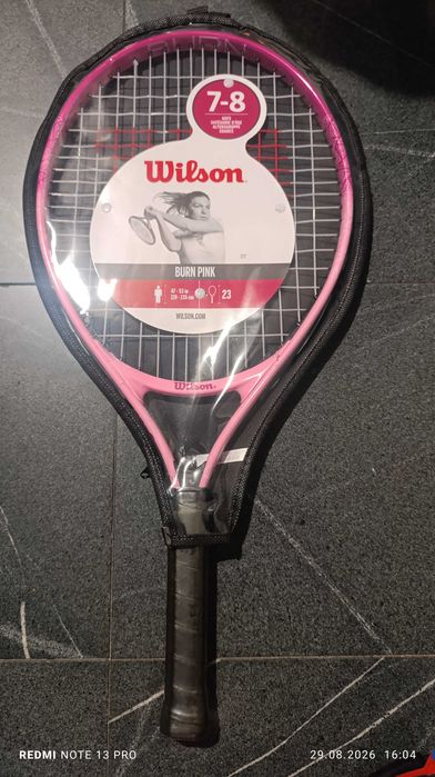 Продавам детска тенис ракета Wilson US Open